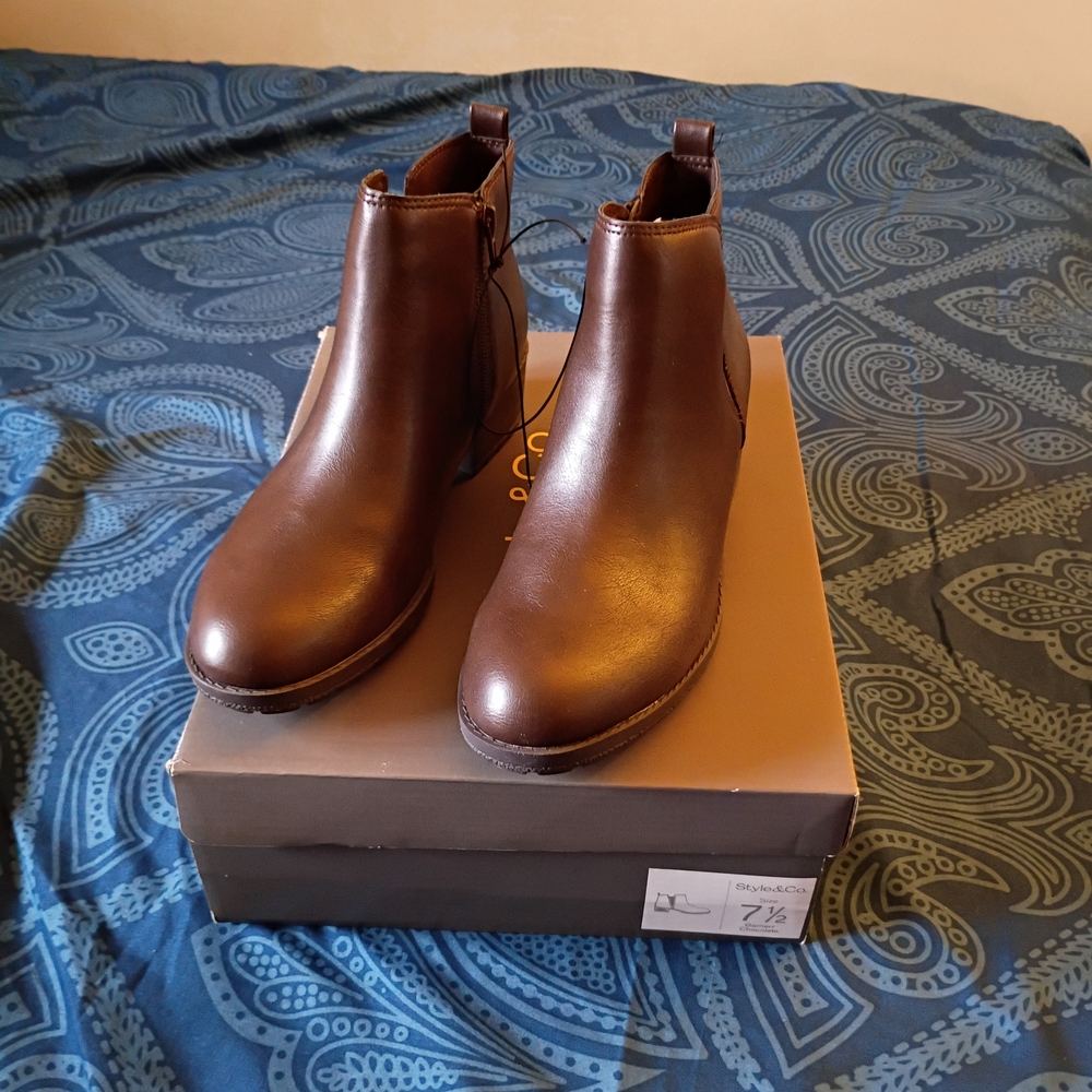 STYLE & CO. WOMEN'S BOOTS
